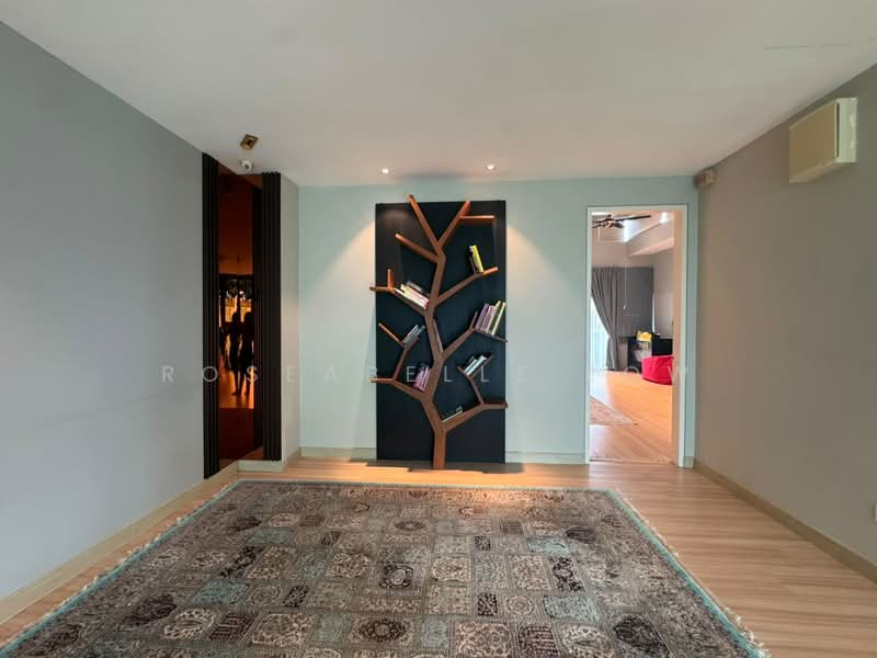 3-storey Terraced House for Sale in Bandar Nusaputra (Puchong) - Roseabelle Low - Living Room - PropertyGuru.com.my