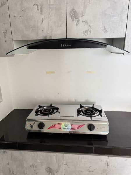 Kediaman Servis untuk Dijual di United Point (Residensi Berpadu) - Leon Teh - Kitchen - PropertyGuru.com.my