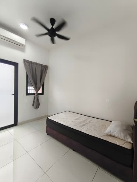 Kediaman Servis untuk Disewa di Stanford Suites @ EduSentral - Shereen Tan - Bedroom - PropertyGuru.com.my