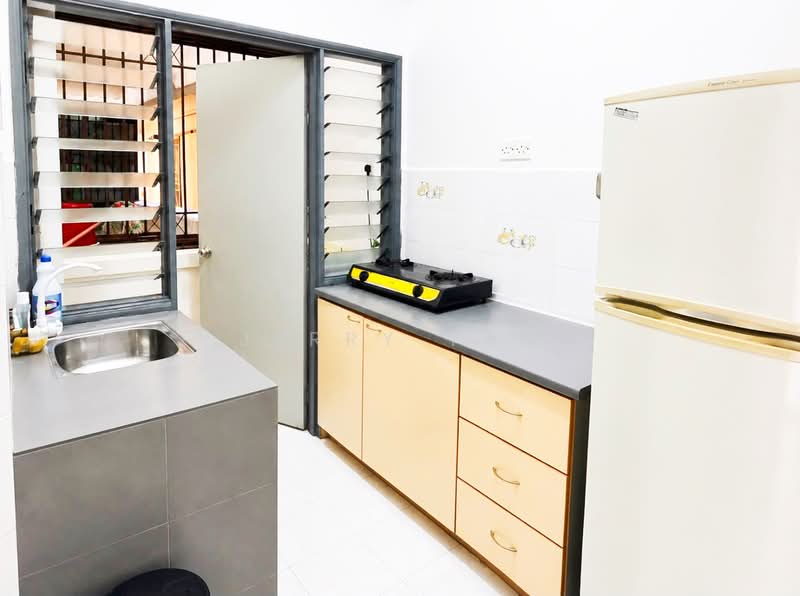 Condominium for Rent at Lakeside Tower - Jerry Tan - Kitchen - PropertyGuru.com.my