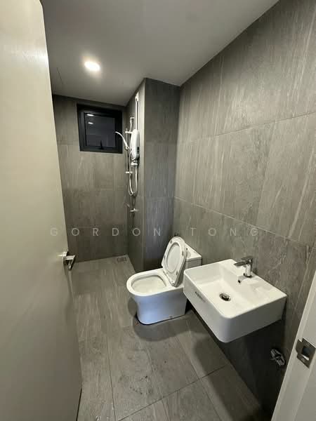 Kediaman Servis untuk Disewa di Savvy @ Riana Dutamas - Gordon Tong - Bathroom - PropertyGuru.com.my