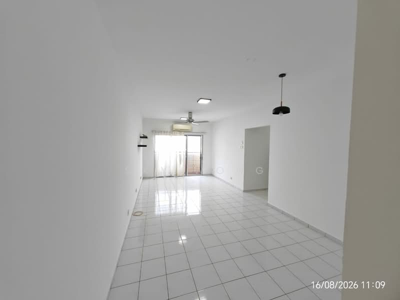 Pangsapuri untuk Disewa di Pangsapuri Saraka - Sky Wong - Living Room - PropertyGuru.com.my