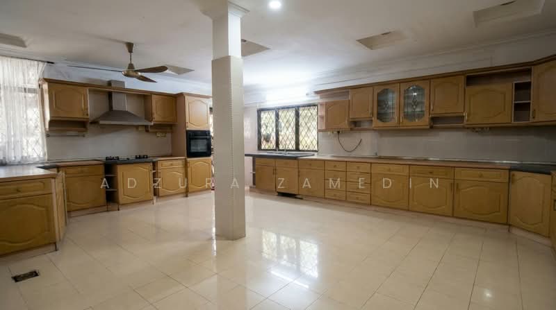 Bungalow House for Sale in Ampang (Selangor) - Adzura Zamedin - Kitchen - PropertyGuru.com.my