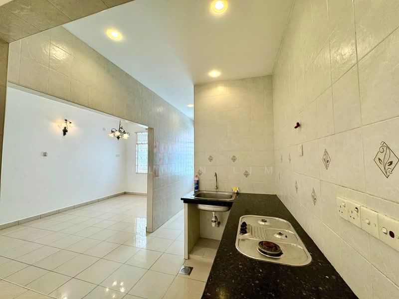 2-storey Terraced House for Sale in Midlands Park (Pulau Tikus) - Kelvin Lim - Kitchen - PropertyGuru.com.my