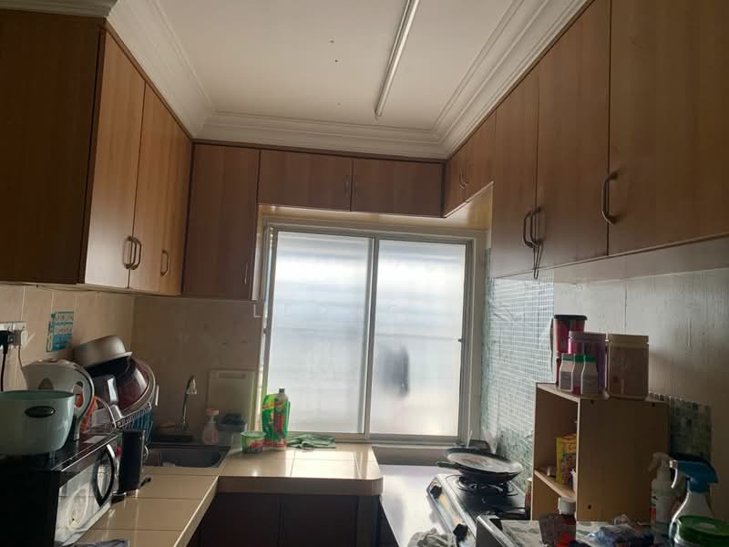 Flat for Sale at Desa Ixora - Leong . - Kitchen - PropertyGuru.com.my