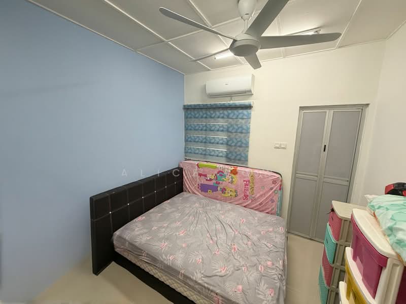 2-storey Terraced House for Sale in Rawang Perdana 1 (Rawang) - Alice Low - Bedroom - PropertyGuru.com.my