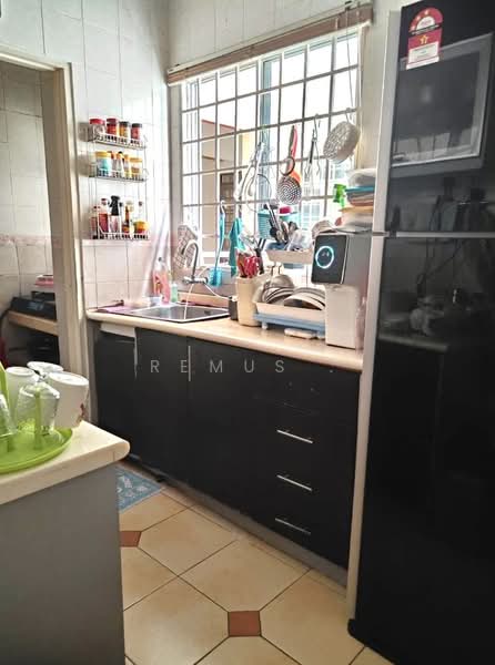 Condominium for Sale at Ketumbar Hill - Remus . - Kitchen - PropertyGuru.com.my