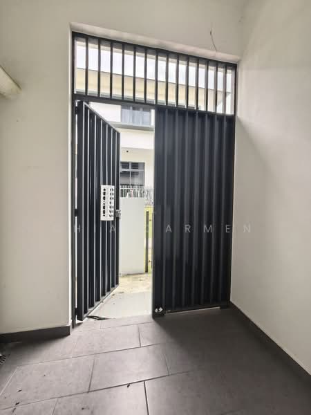 Rumah Berkembar untuk Dijual di Setia Alam (Selangor) - Chia Carmen - PropertyGuru.com.my