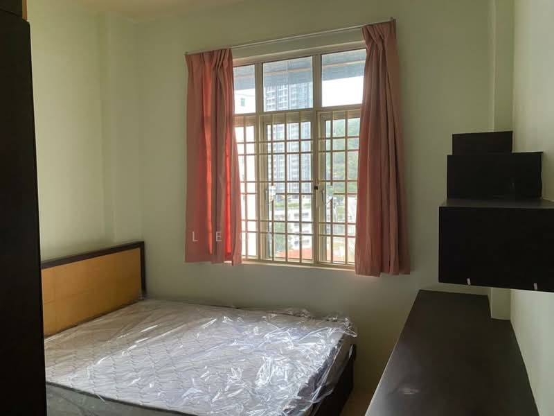 Pangsapuri untuk Dijual di Taman Evergreen - Leong . - Bedroom - PropertyGuru.com.my