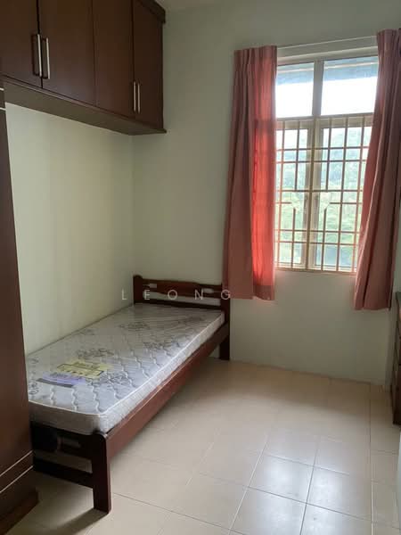 Pangsapuri untuk Dijual di Taman Evergreen - Leong . - Bedroom - PropertyGuru.com.my