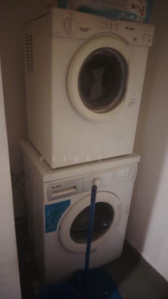 Kediaman Servis untuk Dijual di Hedgeford 10 Residences - PeiGee . - Interior - PropertyGuru.com.my