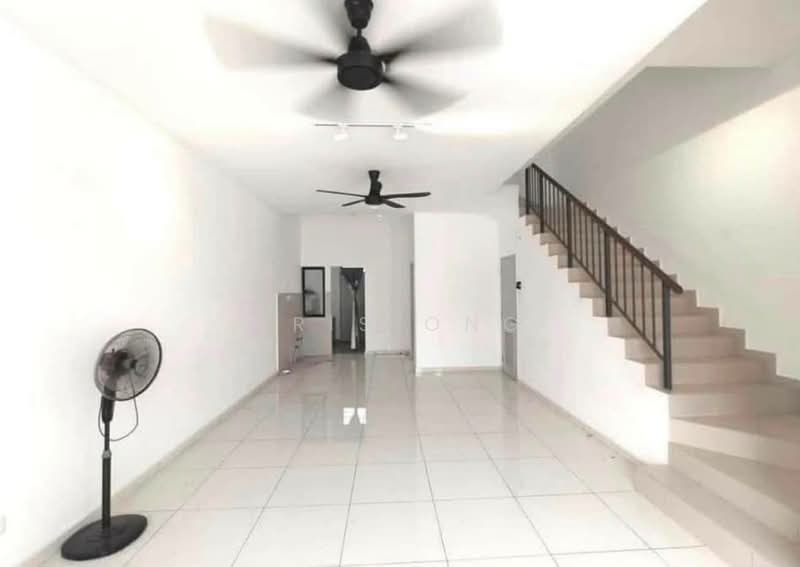 Rumah Teres 2-Tingkat untuk Disewa di Taman JP Perdana (Johor Bahru) - Kris Ong - Living Room - PropertyGuru.com.my