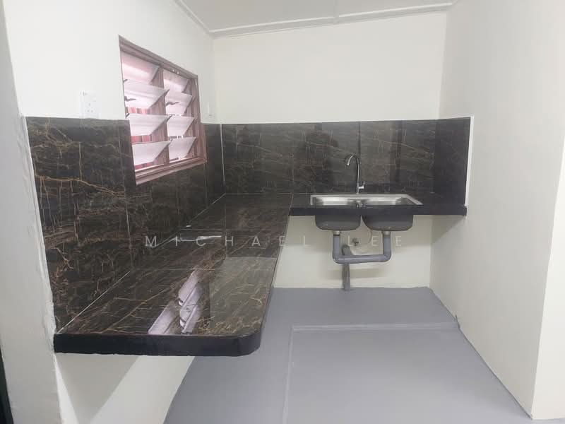 1-storey Terraced House for Rent in Seksyen 8 (Petaling Jaya) - Michael Lee - Kitchen - PropertyGuru.com.my