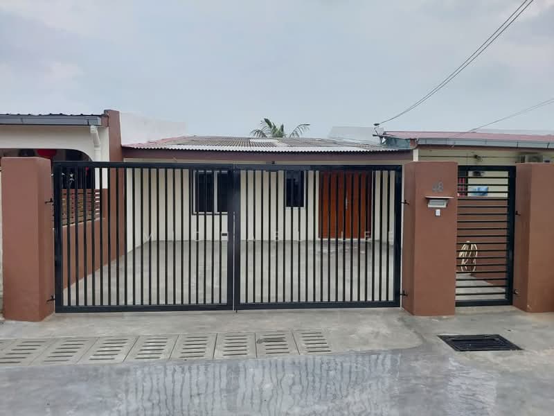 1-storey Terraced House for Rent in Seksyen 8 (Petaling Jaya) - Michael Lee - Exterior - PropertyGuru.com.my
