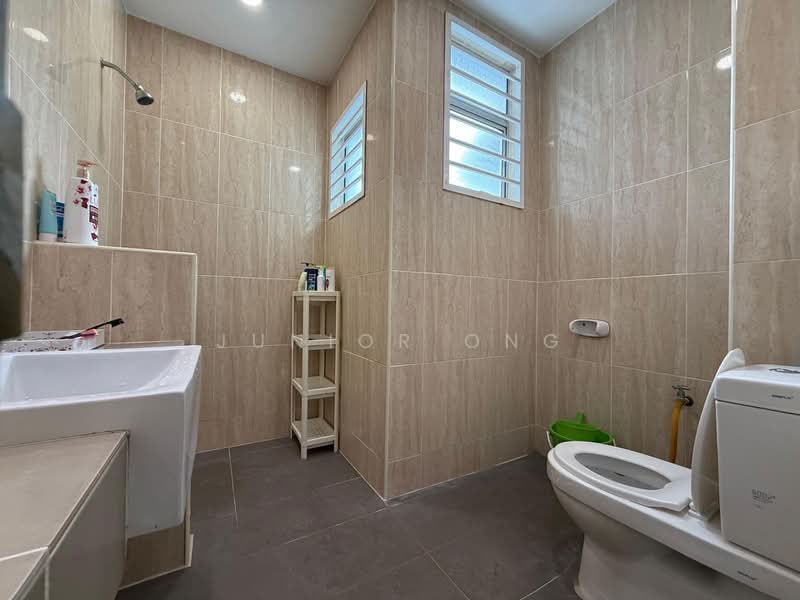 2-storey Terraced House for Sale in Kota Emerald (Rawang) - Junior Ong - Bathroom - PropertyGuru.com.my