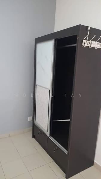 Apartment for Rent at Lake View Suites - Robbie Tan - Interior - PropertyGuru.com.my