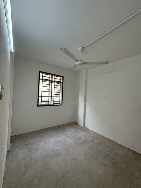Flat for Sale at Taman Mount Austin - Zack Chow - Interior - PropertyGuru.com.my