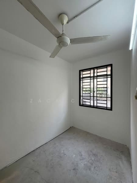 Flat for Sale at Taman Mount Austin - Zack Chow - Interior - PropertyGuru.com.my
