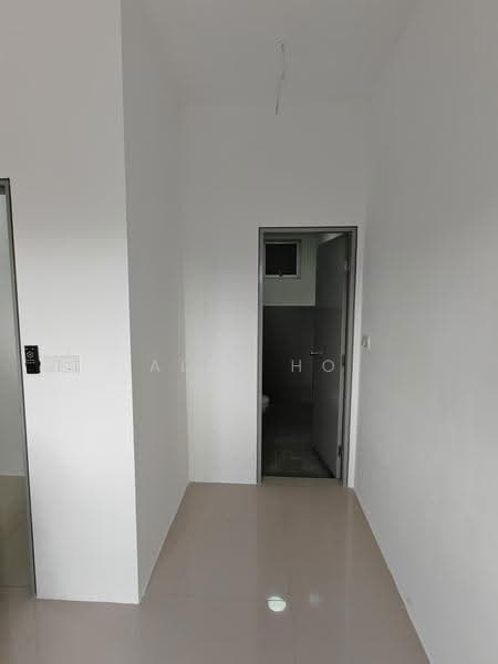 Service Residence for Rent at Prestige Residence - Alex Ho - Corridor - PropertyGuru.com.my