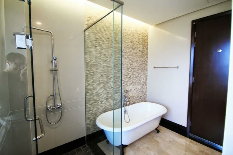 Kondominium untuk Disewa di Quayside Seafront Resort Condominiums - Alex Lim - Bathroom - PropertyGuru.com.my