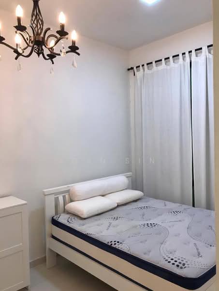 Kediaman Servis untuk Dijual di D'Summit Residences - Joan Sin - Bedroom - PropertyGuru.com.my