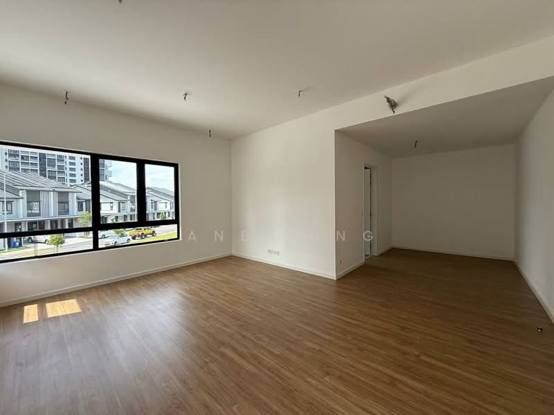 Semi-Detached House for Sale in Telok Panglima Garang (Selangor) - Janet Hng - Living Room - PropertyGuru.com.my