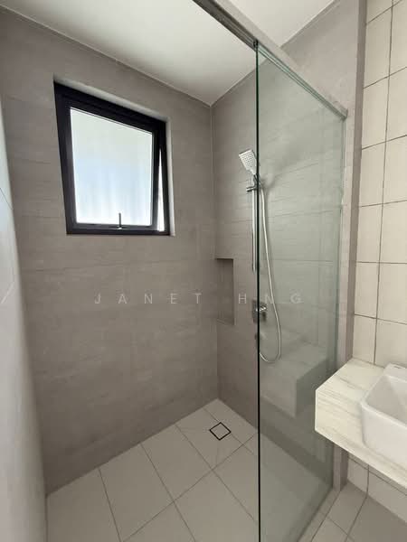Semi-Detached House for Sale in Telok Panglima Garang (Selangor) - Janet Hng - Bathroom - PropertyGuru.com.my