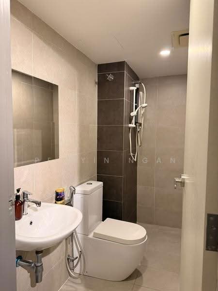 Service Residence for Sale at Pinnacle Petaling Jaya - Pei Yin Ngan - Bathroom - PropertyGuru.com.my