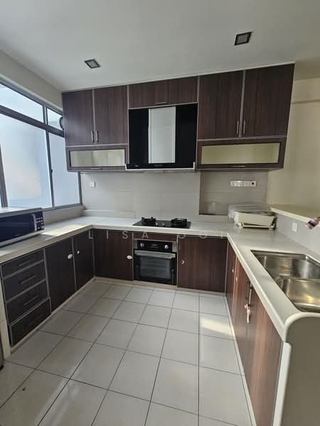 Condominium for Rent at Putra Place Condominium - LISA OOI - Kitchen - PropertyGuru.com.my