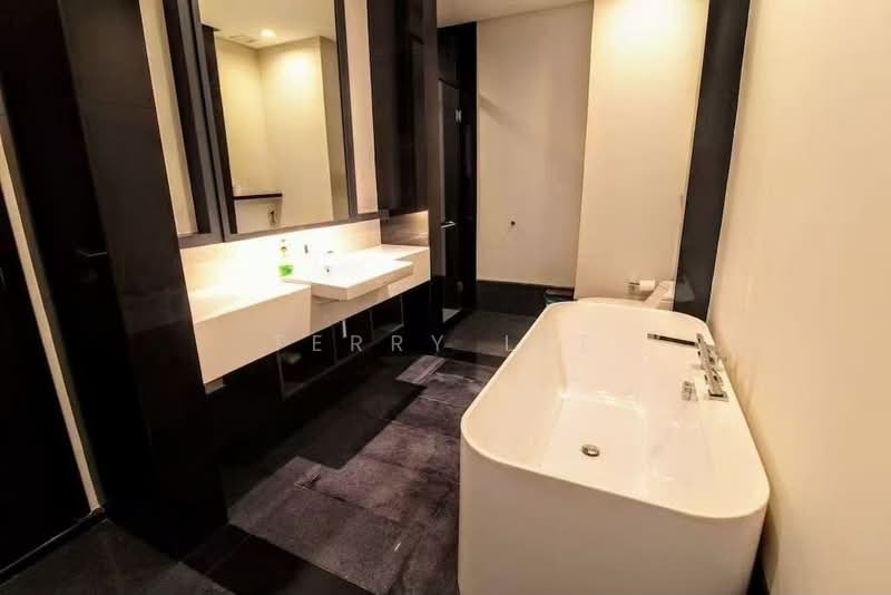 Service Residence for Sale at The Mews - Terry Lee - Bathroom - PropertyGuru.com.my