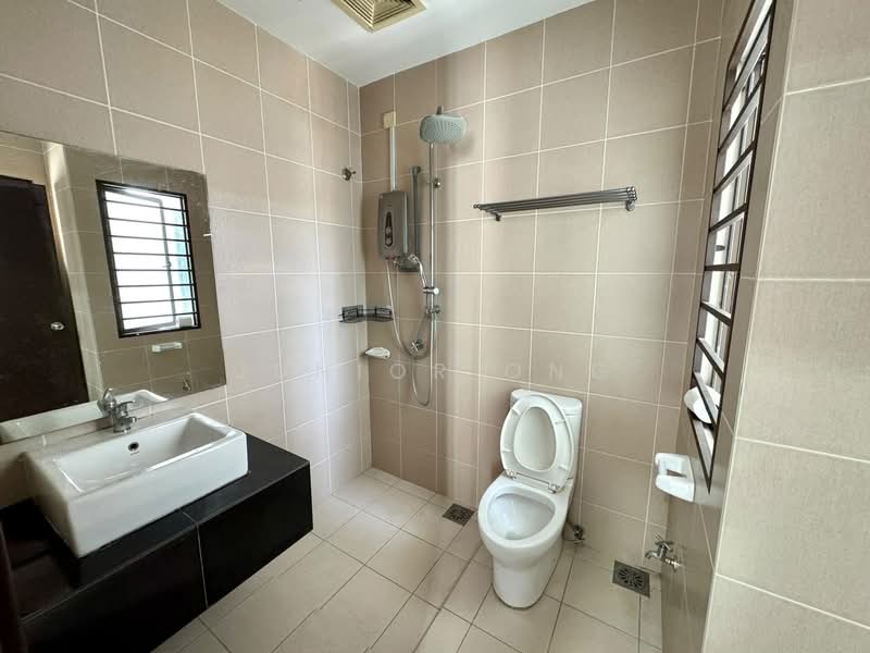 2-storey Terraced House for Sale in M Residence 2 (Rawang) - Junior Ong - Bathroom - PropertyGuru.com.my