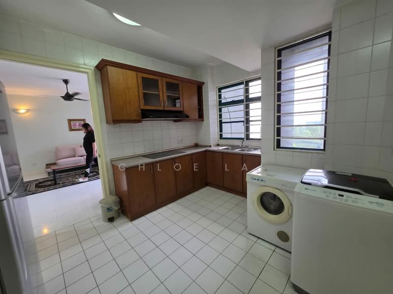 Condominium for Rent at The Straits View Condominium - Chloe Lai - Kitchen - PropertyGuru.com.my