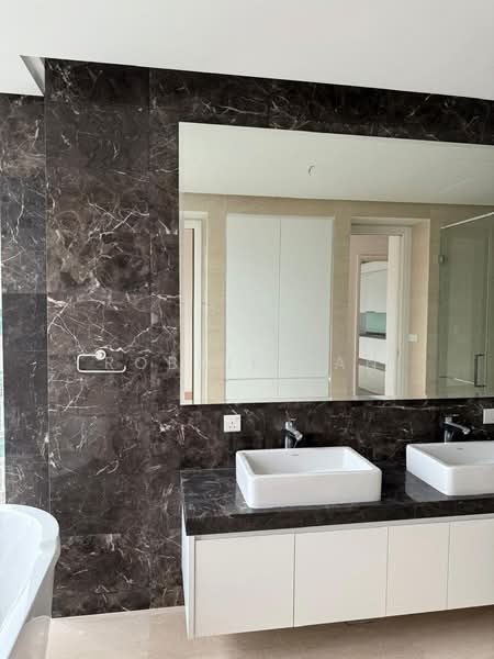 Kediaman Servis untuk Dijual di The Astaka @ 1 Bukit Senyum - Robbie Tan - Bathroom - PropertyGuru.com.my