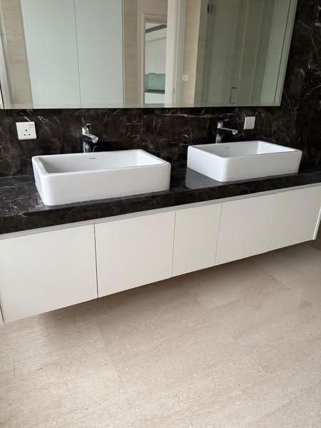 Kediaman Servis untuk Dijual di The Astaka @ 1 Bukit Senyum - Robbie Tan - Bathroom - PropertyGuru.com.my
