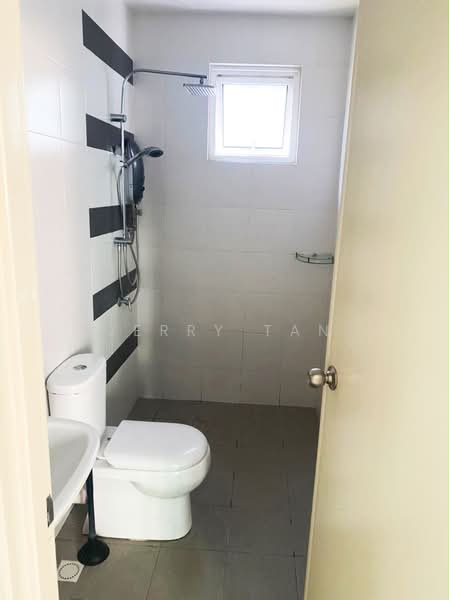 Condominium for Rent at Imperial Residences - Jerry Tan - Bathroom - PropertyGuru.com.my