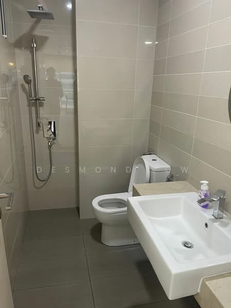 Pejabat untuk Disewa di KLCC (KL City Centre) - Desmond Low - Bathroom - PropertyGuru.com.my
