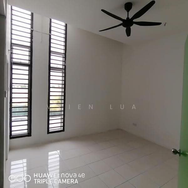 Rumah Teres 2-Tingkat untuk Disewa di Pasir Gudang (Johor) - Vlien Lua - PropertyGuru.com.my