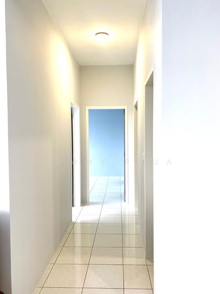 Apartment for Rent at Camellia Residence - Tommy Phua - Corridor - PropertyGuru.com.my
