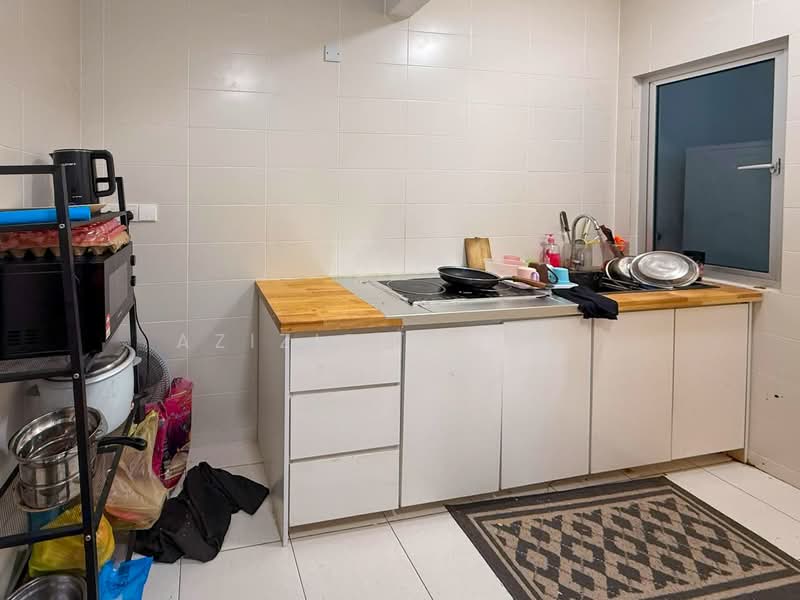 Kondominium untuk Dijual di Aspire Residence - Azizirrahim . - Kitchen - PropertyGuru.com.my