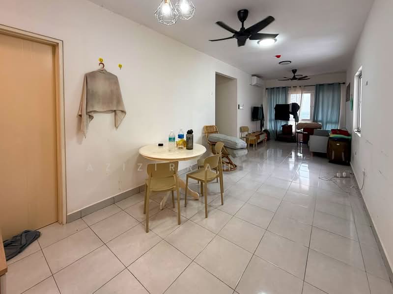 Kondominium untuk Dijual di Aspire Residence - Azizirrahim . - Living Room - PropertyGuru.com.my