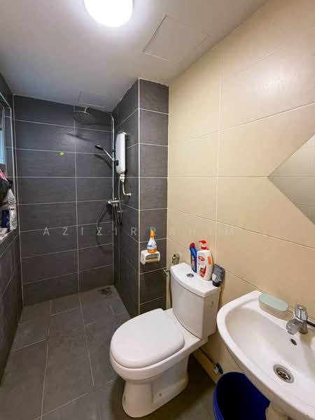 Kondominium untuk Dijual di Aspire Residence - Azizirrahim . - Bathroom - PropertyGuru.com.my