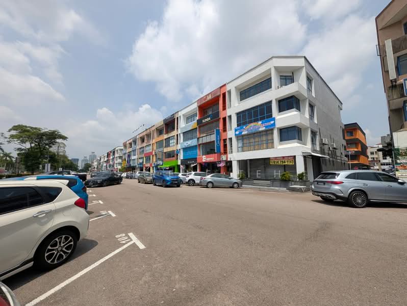 Shop for Rent in Permas Jaya (Johor) - Serene Teh - Exterior - PropertyGuru.com.my