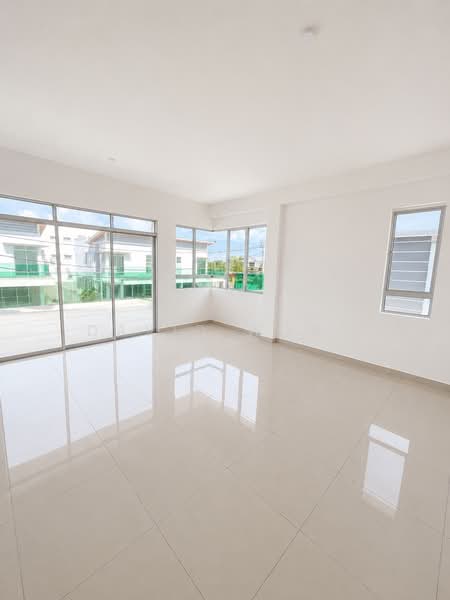 Semi-Detached House for Sale in Taman Klebang Perdana (Chemor) - David Wong - Living Room - PropertyGuru.com.my