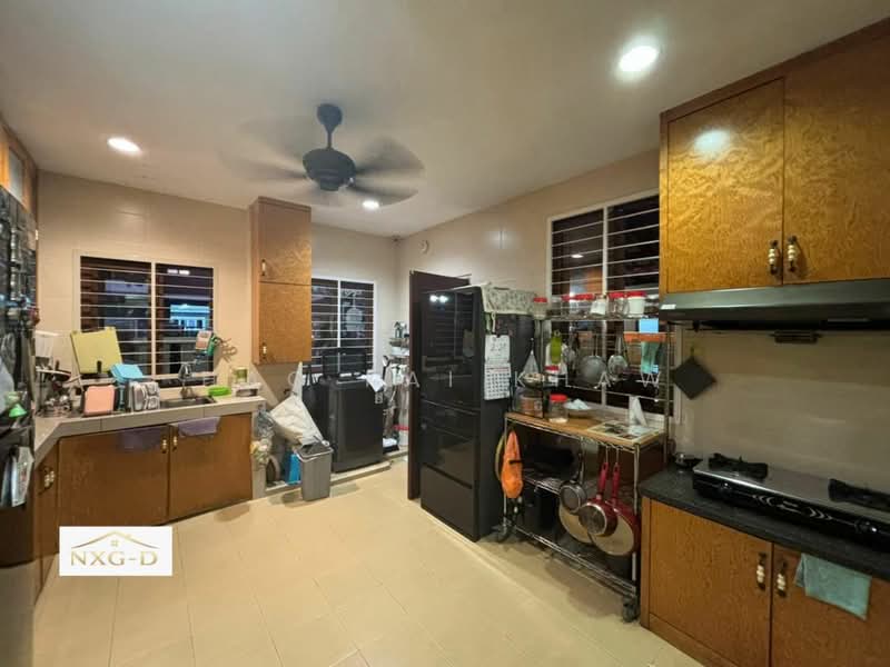 Semi-Detached House for Sale in Bandar Botanic (Klang) - Hao Kai Khaw - Kitchen - PropertyGuru.com.my