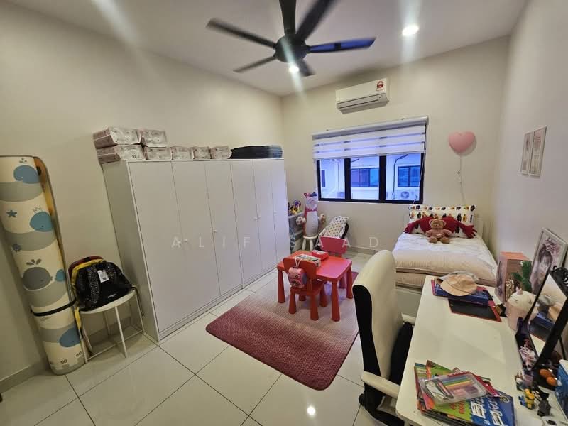 Rumah Teres 2-Tingkat untuk Dijual di Alam Sari (Bangi) - Alif Saad - Bedroom - PropertyGuru.com.my