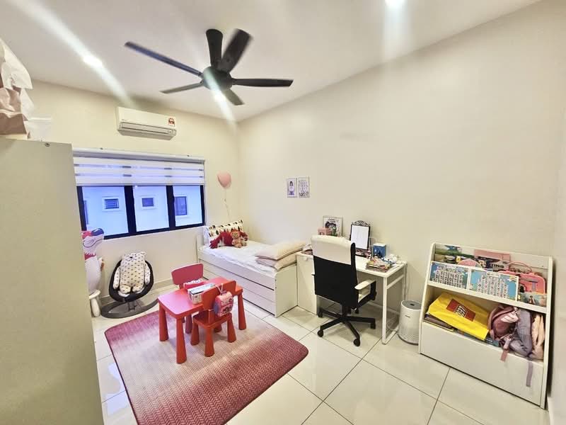 Rumah Teres 2-Tingkat untuk Dijual di Alam Sari (Bangi) - Alif Saad - Bedroom - PropertyGuru.com.my