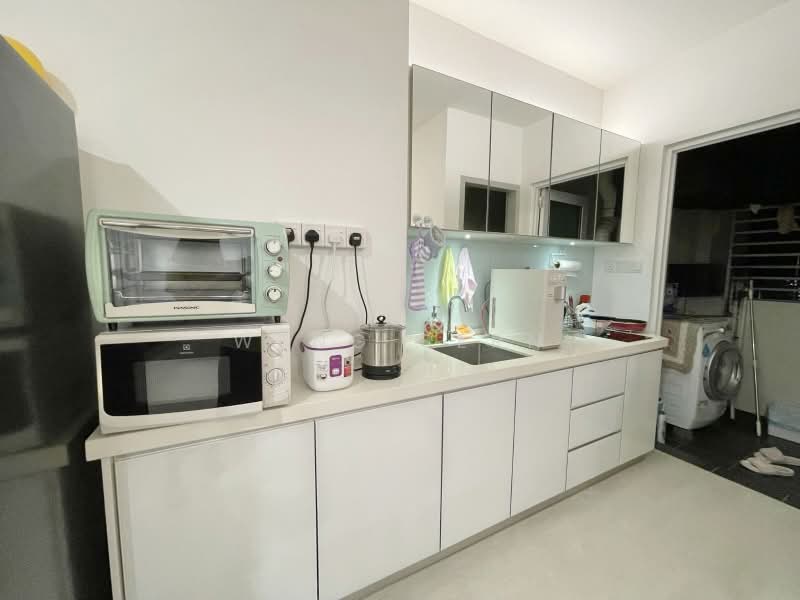 Kediaman Servis untuk Disewa di Straits Garden Suite - Weng Sern - Kitchen - PropertyGuru.com.my