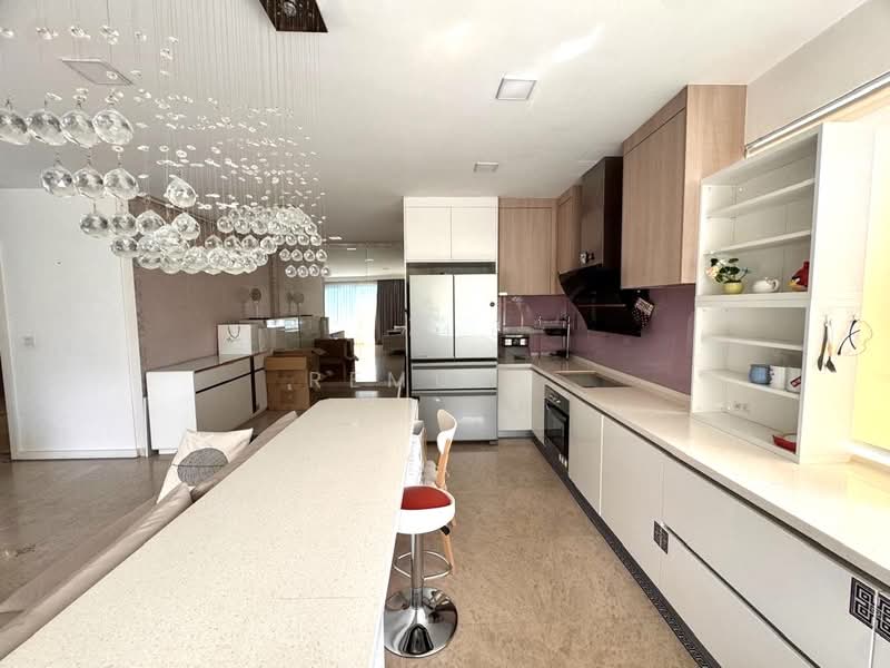 Service Residence for Rent at Bintang Fairlane Residences - Remus . - Kitchen - PropertyGuru.com.my