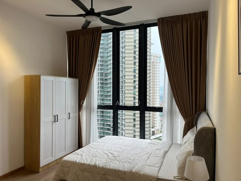 Kediaman Servis untuk Disewa di Armani Raja Uda - Honsa Ung - Bedroom - PropertyGuru.com.my
