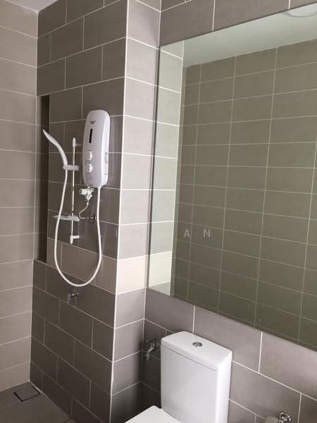 Rumah Berkembar untuk Dijual di Tropicana Heights (Kajang) - Liz Tan - Bathroom - PropertyGuru.com.my